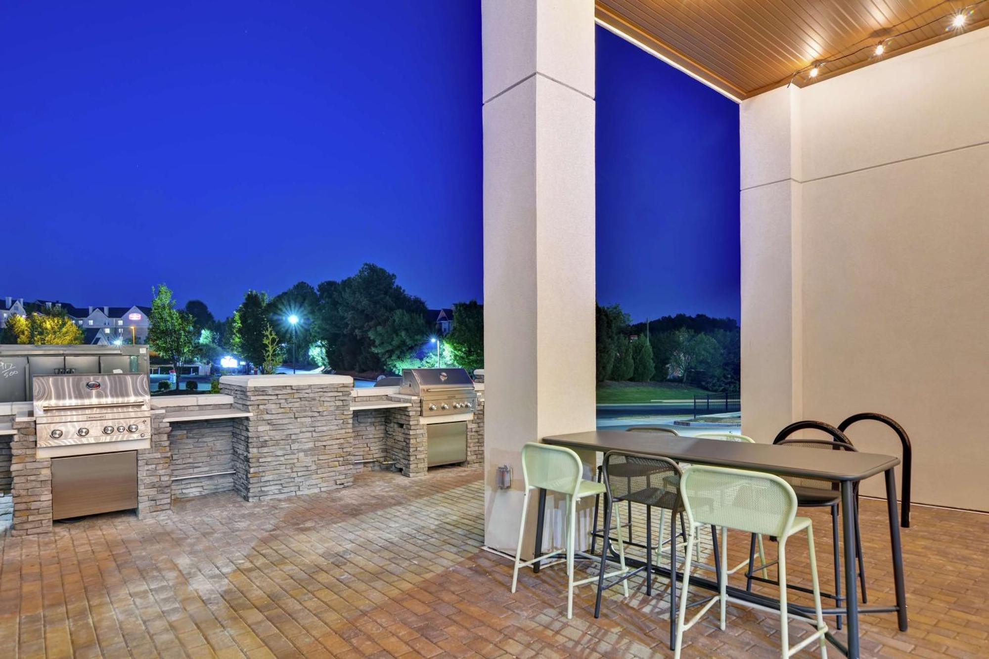 Home2 Suites By Hilton Charlotte Piper Glen Extérieur photo